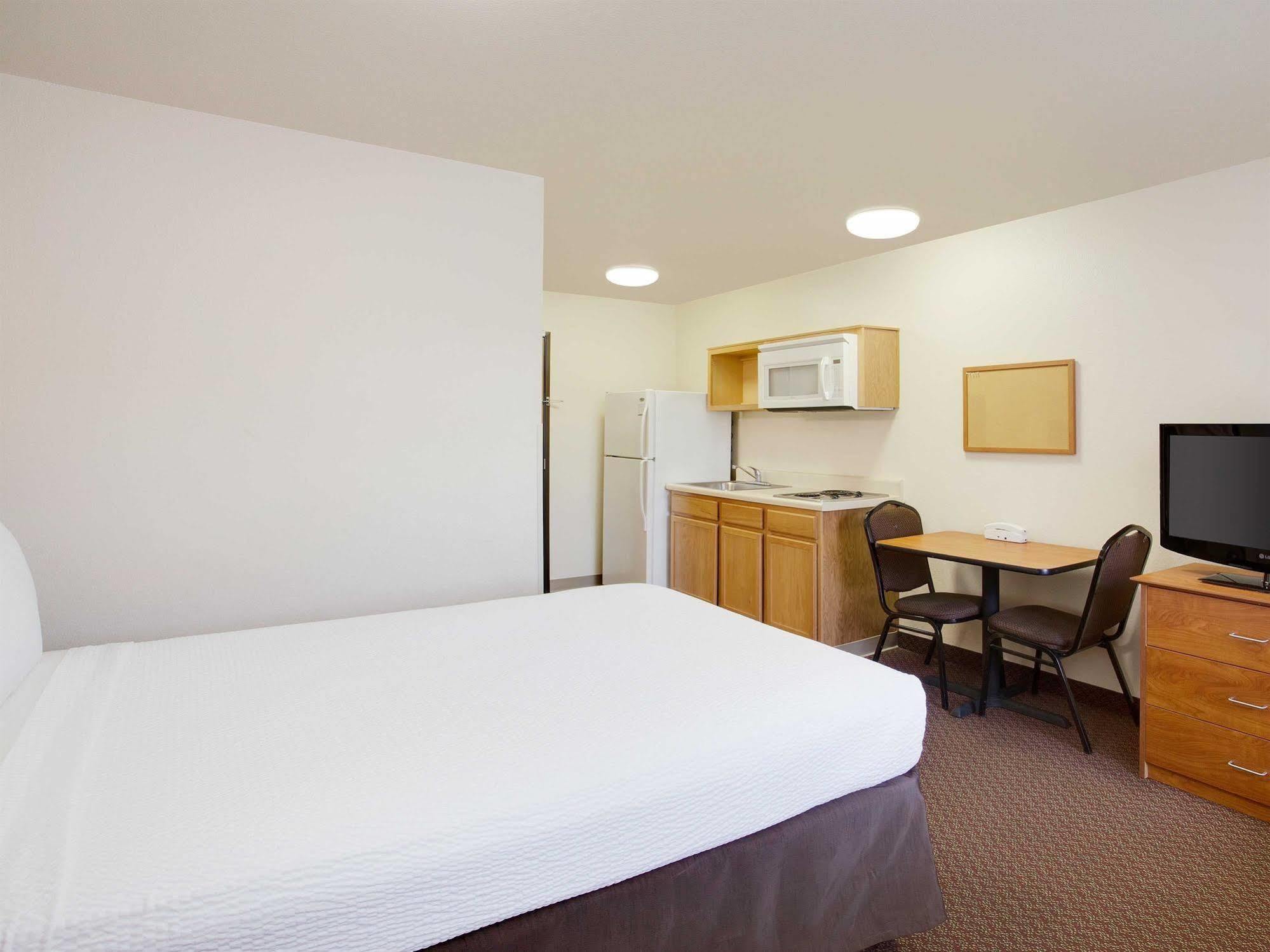 Woodspring Suites Chesapeake-Norfolk South Екстер'єр фото
