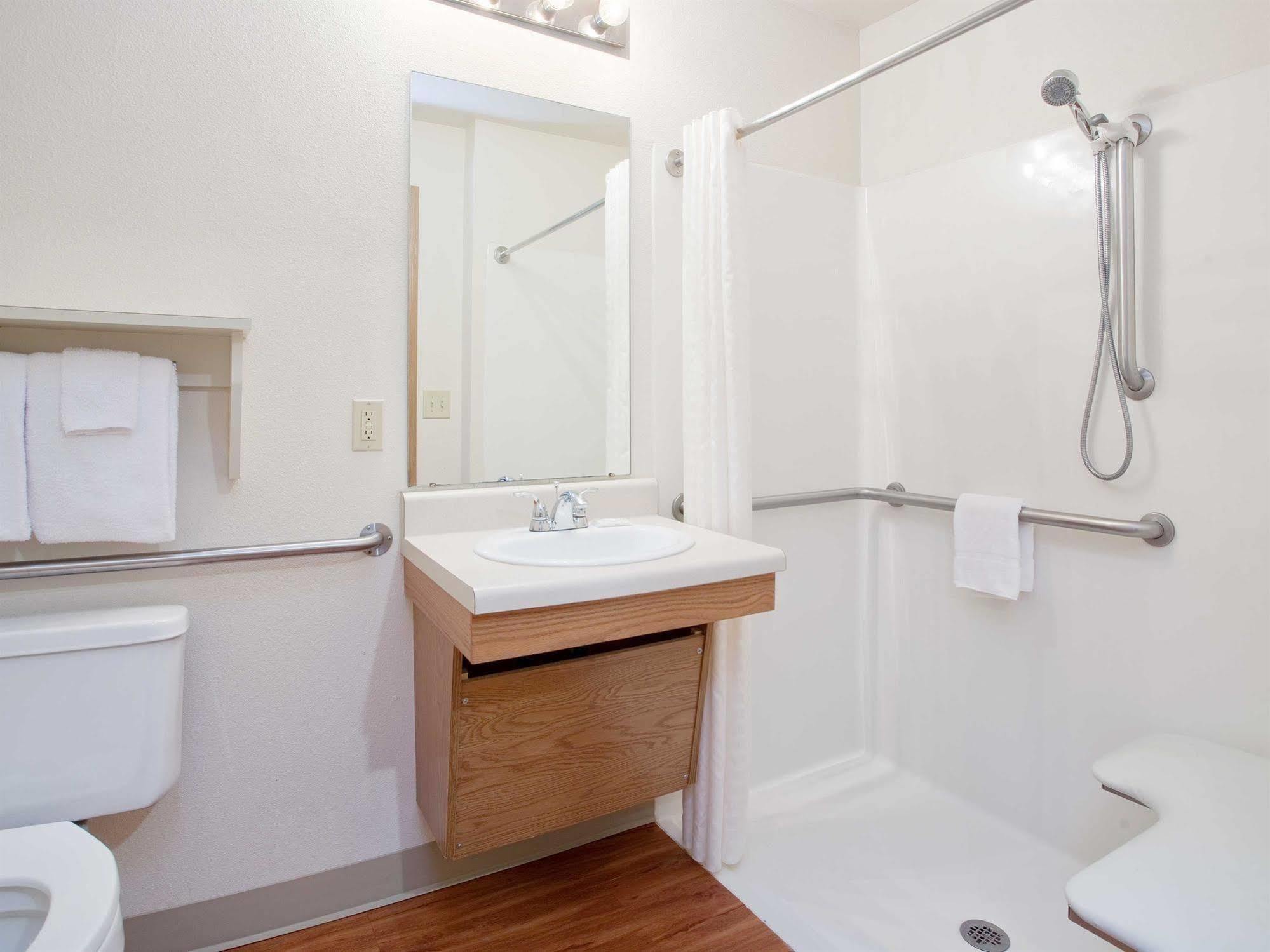Woodspring Suites Chesapeake-Norfolk South Екстер'єр фото