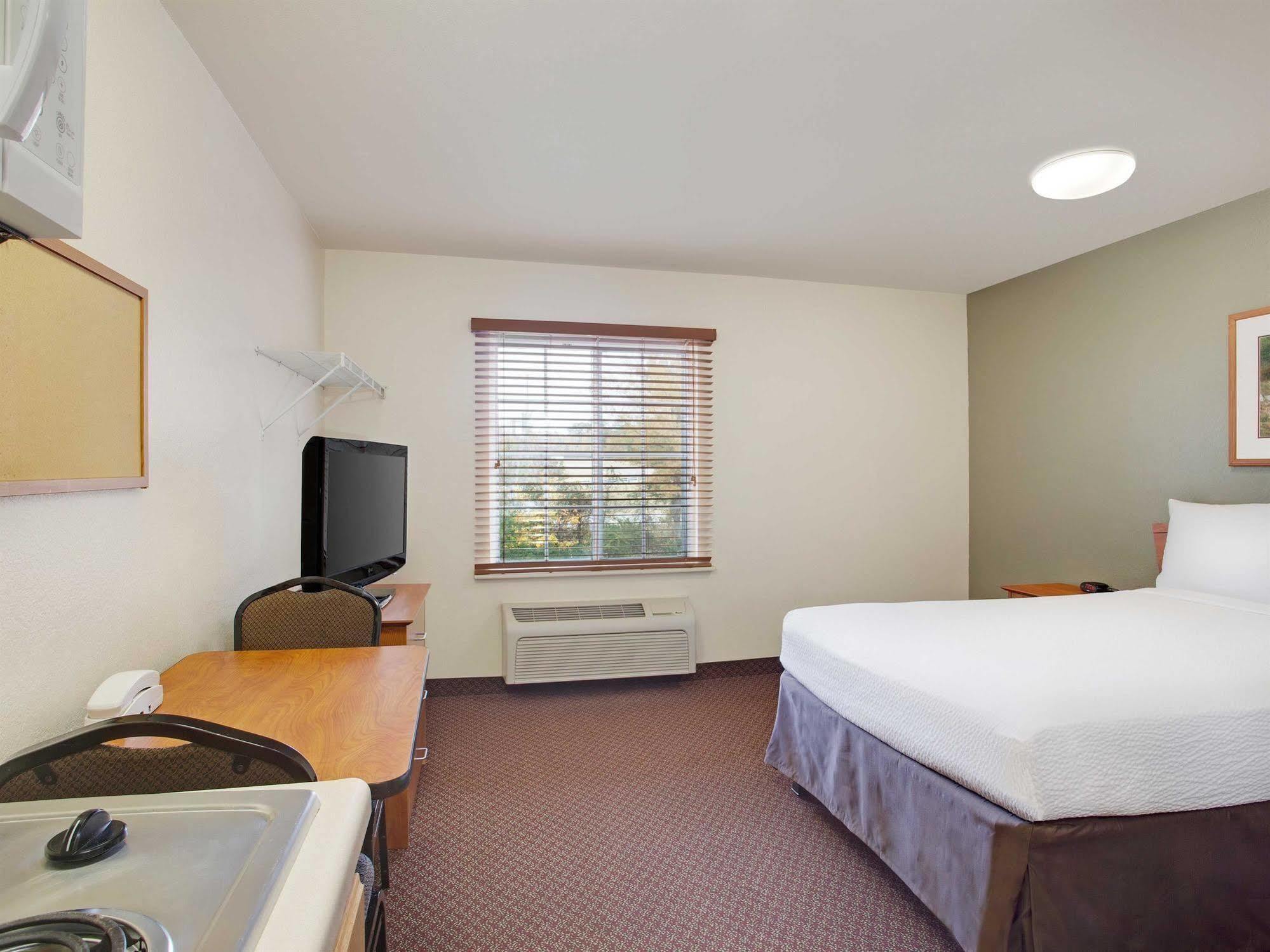 Woodspring Suites Chesapeake-Norfolk South Екстер'єр фото